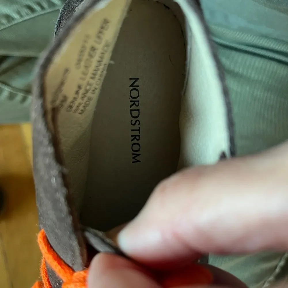Nordstrom chocolate brown suede desert boots 9 9T orange laces preppy dress shoe